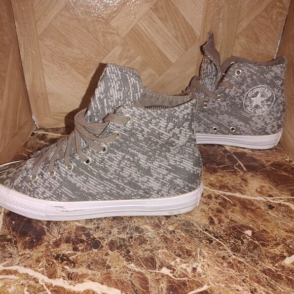 Converse women's high top All Star fashion shoes gray size 7.   342 - Picture 6 of 12